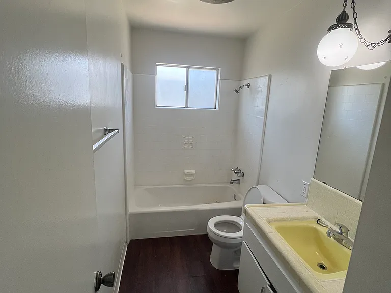 2709 Haley St #B — Photo 8