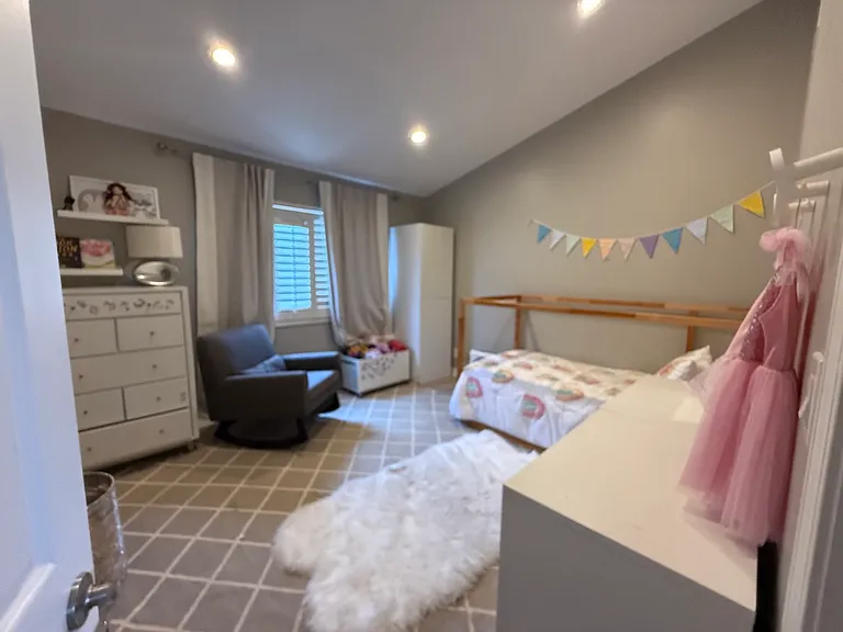 2514 Pearl St — Photo 23