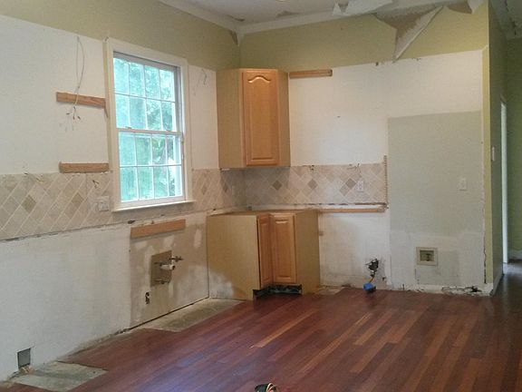 2nd image of 2201 NW River Branch Drive