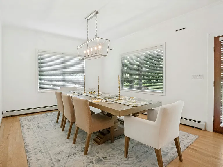 575 Washington Ave — Photo 10
