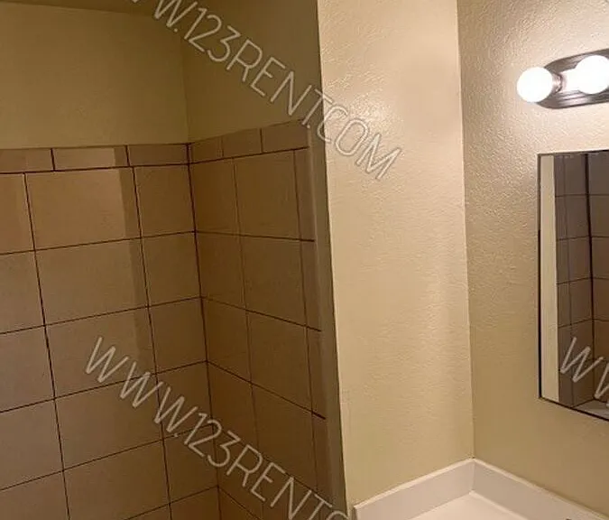 504 E Avenue Q3 #4 — Photo 17