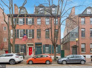 916 Clinton St, Philadelphia, PA 19107