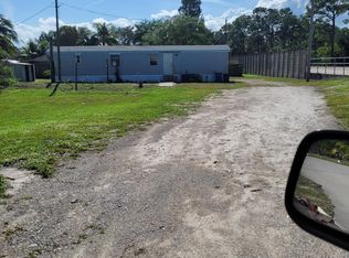 1744 NE Seneca Ave, Stuart, FL 34994