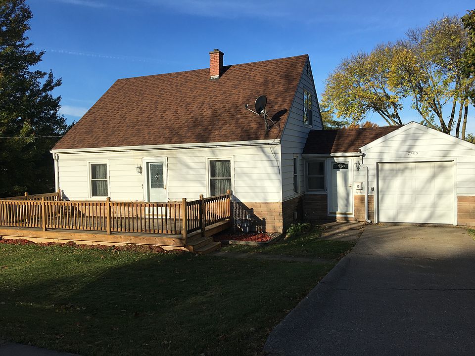 1st image of 2285 Woodlawn St