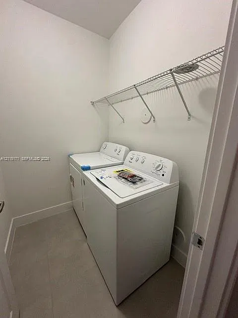 4 bed, 2.5 bath, 1666 sqft, $2,850 — Photo 4