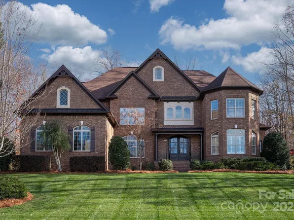 1521 Hawkstone Dr #12, Waxhaw, NC 28173