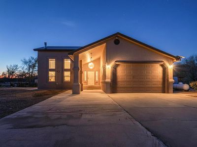 76 Edeal Rd, Los Lunas, NM, 87031