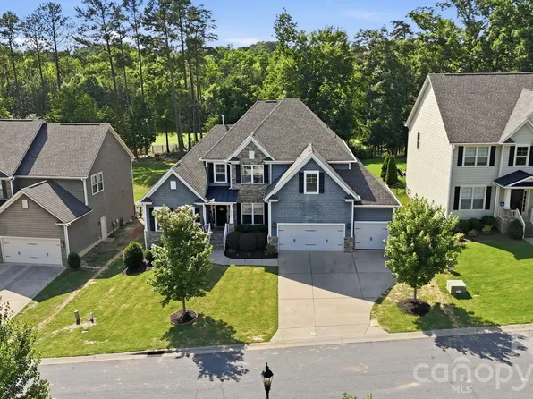 10420 Daufuskie Dr, Charlotte, NC 28278