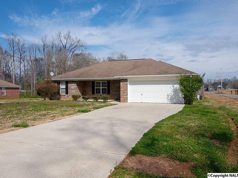 1st image of 579 Shady Ln