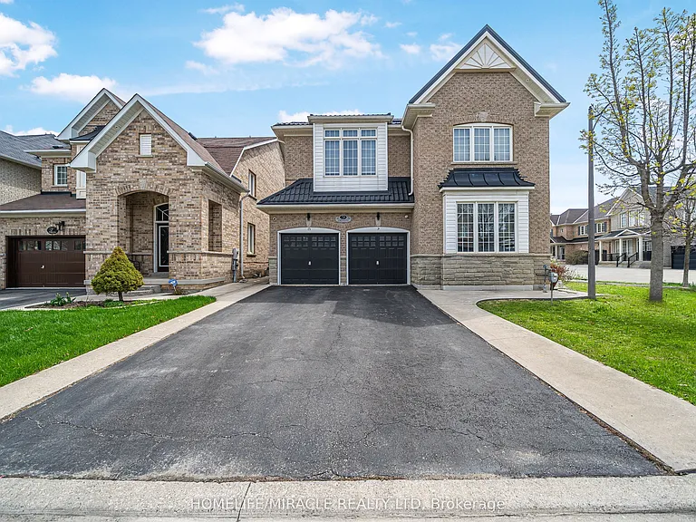 9 Berryfield Way — Photo 2