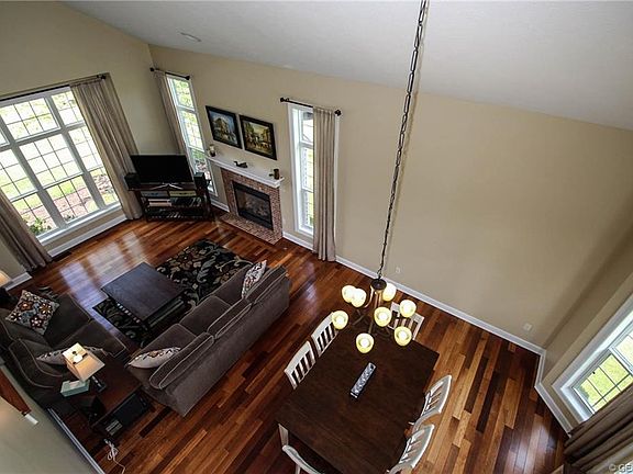 4th image of 223 High Stone Cir