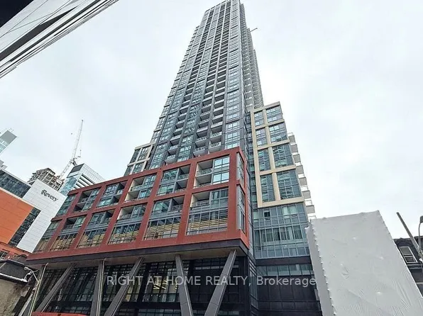 108 Peter St #1905, Toronto, ON M5V 0W2
