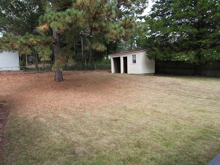 1001 S Dean Rd — Photo 17