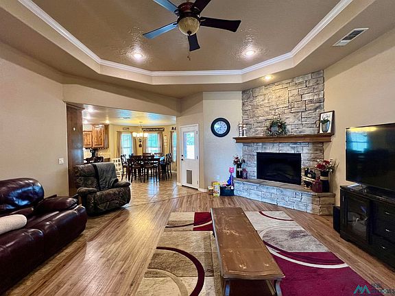 4th image of 3313 Northglen Dr