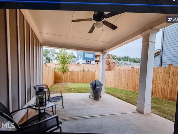 3rd image of 1048 Windy Elm Dr