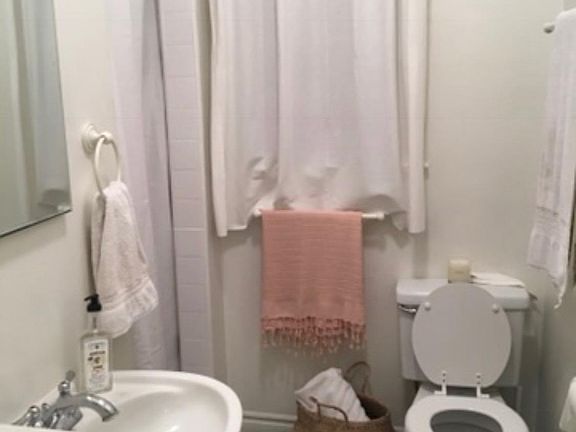 5th image of 835 Pacific St APT 1