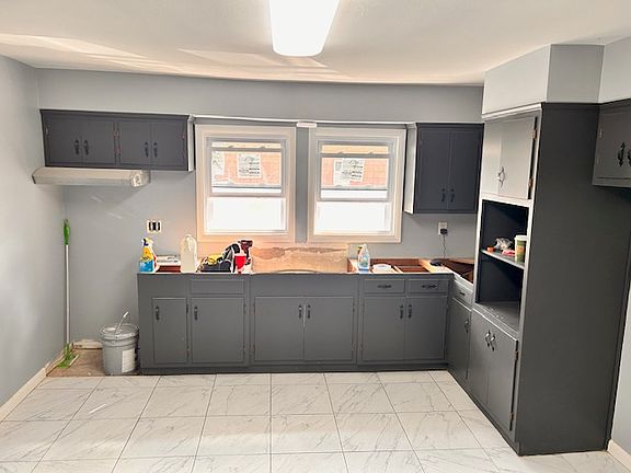 3rd image of 60-64 Hazelwood Ave #2