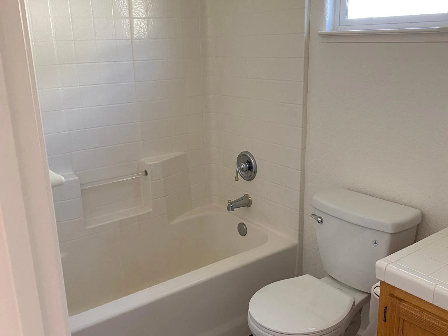 5525 Rainbow Cir — Photo 2