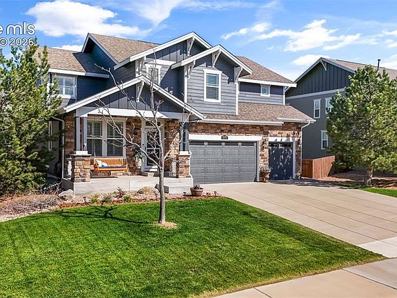 2nd image of 2878 Mashie Cir
