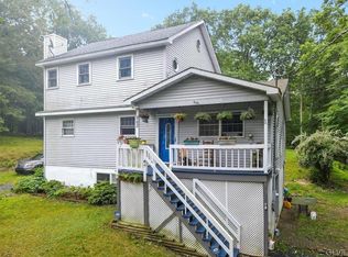 962 Mohican Rd, East Stroudsburg, PA 18302