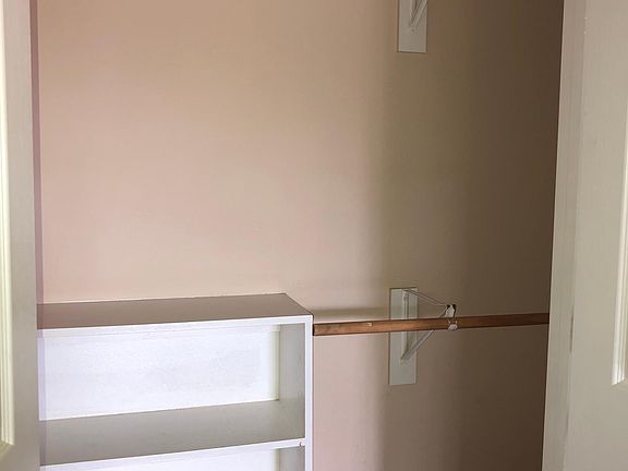 4th image of 1306 Maple St APT 1008