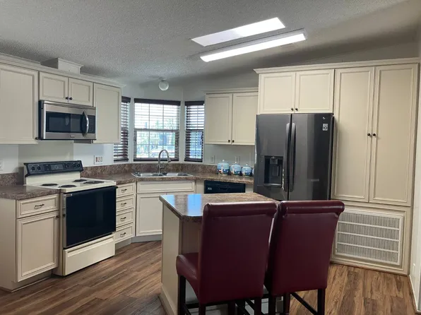 448 Barbados Dr #Tw-149, Lake Wales, FL 33859