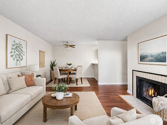 2nd image of 2520 S 317th Street #103