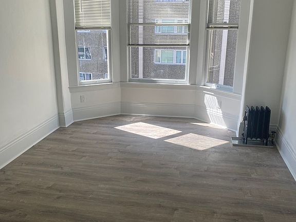 3rd image of 995 Pine St APT 502
