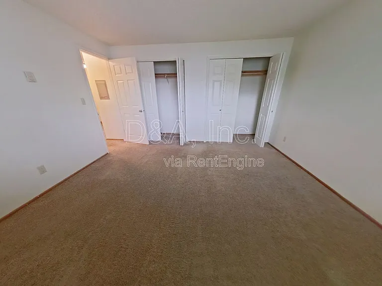 605 NW Kings Blvd #4 — Photo 7