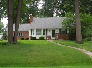 1287 Fir Dr, Temperance, MI 48182