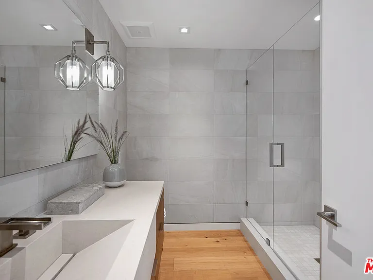 3642 Beverly Ridge Dr — Photo 43