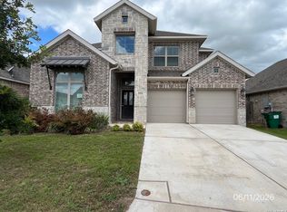 1904 Edgecreek, Seguin, TX 78155