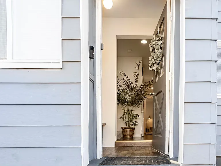 5506 NE Hoyt St — Photo 22