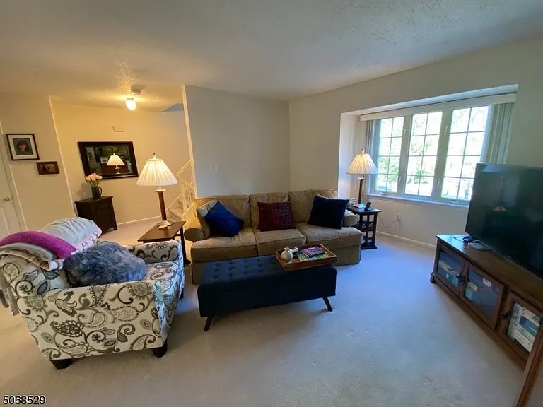 15 Starling Way — Photo 11
