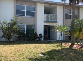 1601 5th St N #7, Saint Petersburg, FL 33704