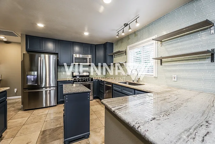 5435 Kenneth Ave — Photo 4