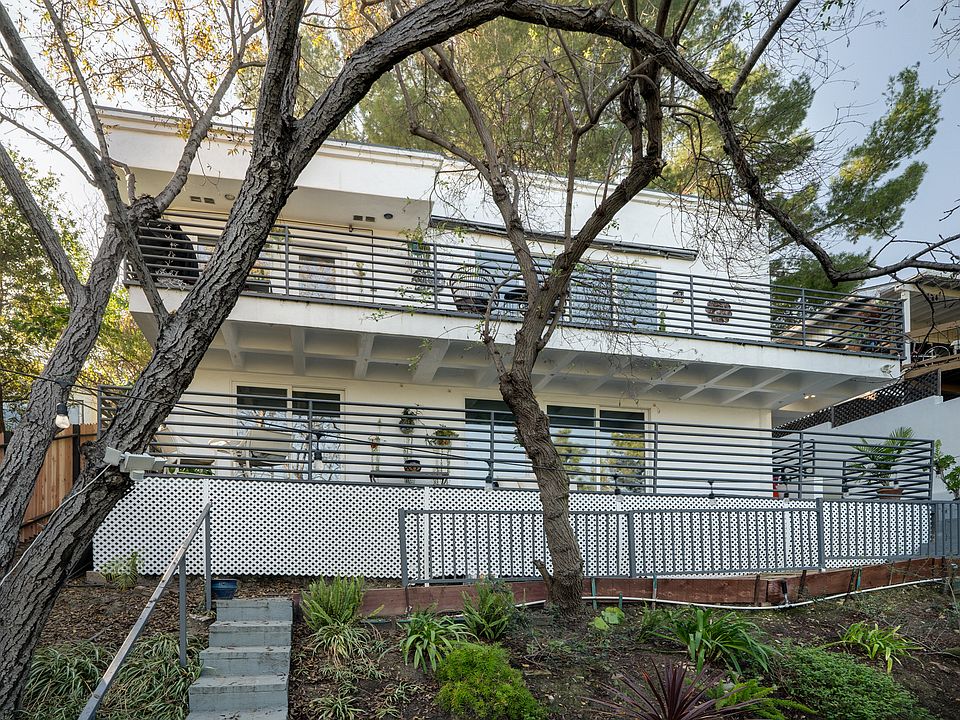 1st image of 467 Canyon Vista Dr