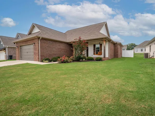 641 Ayden Mannon St, Rogersville, AL 35652