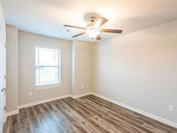 5th image of 4339 W Topeka Ave