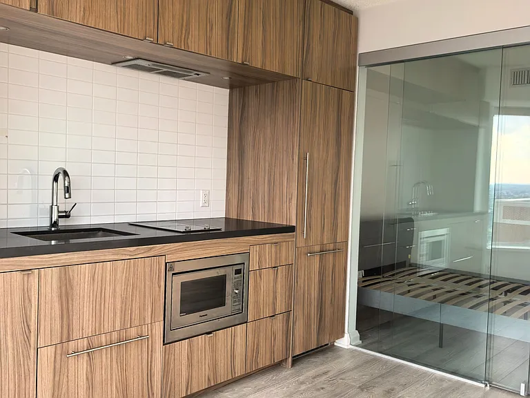 155 Yorkville Ave #2815 — Photo 8