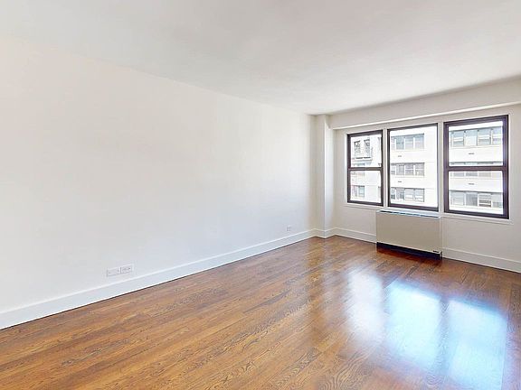 5th image of 220 E 63rd St APT 12H