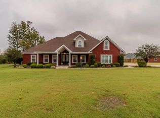 260 Nichols Bnd, Columbus, MS 39702