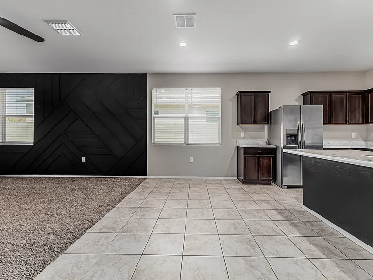 4656 W Nutmeg Ave — Photo 5