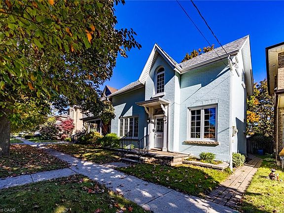 5th image of 33 Palmerston Ave