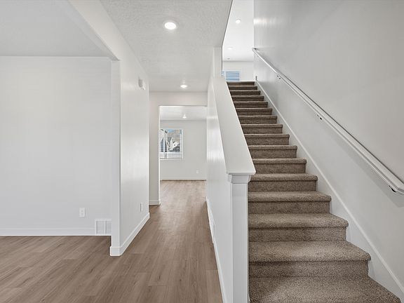 The Cottonwood interior floorplan taken at a Meritage Homes community in Eagle Mountain, UT.