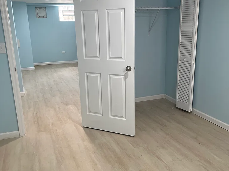 9709 S Emerald Ave — Photo 2