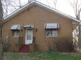 1217 N Cramer Rd, Elmwood, IL 61529