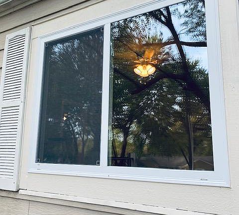 3rd image of 2908 S Vermont Ave