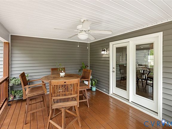 4th image of 240 Goldenberry Ln