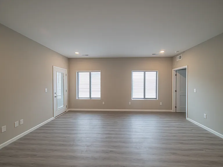 Oaks Place — Photo 26
